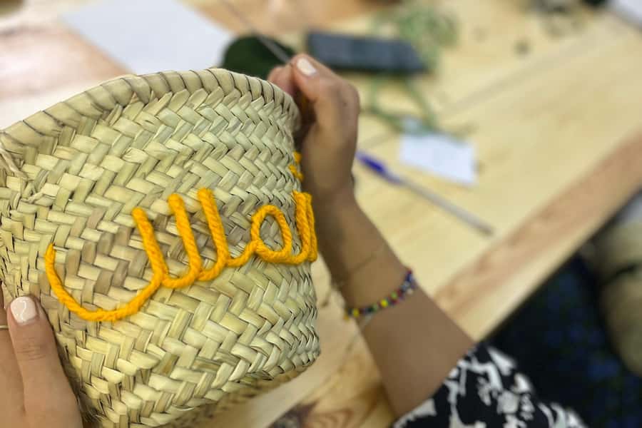 Embroider Your Name in Arabic Calligraphy – Marrakech Medina - Starting with Arabic calligraphy