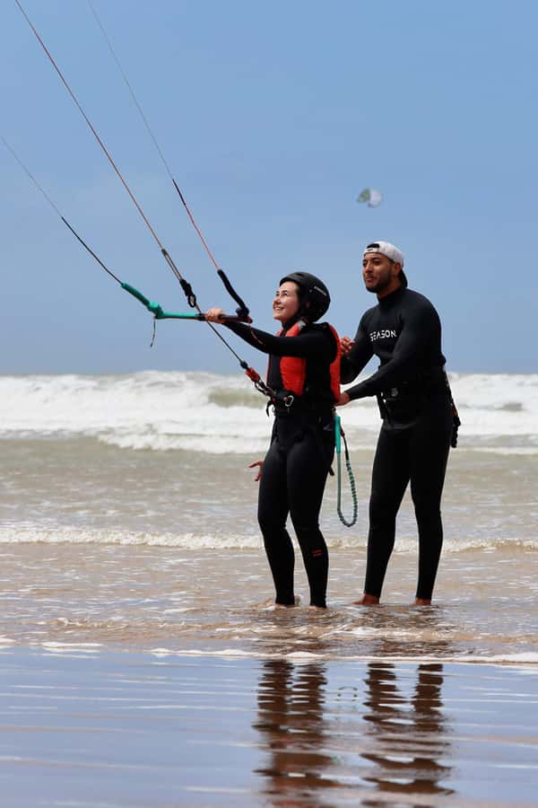 Essaouira: 2-hour kitesurfing lesson (all levels) - Equipment and safety on the beach