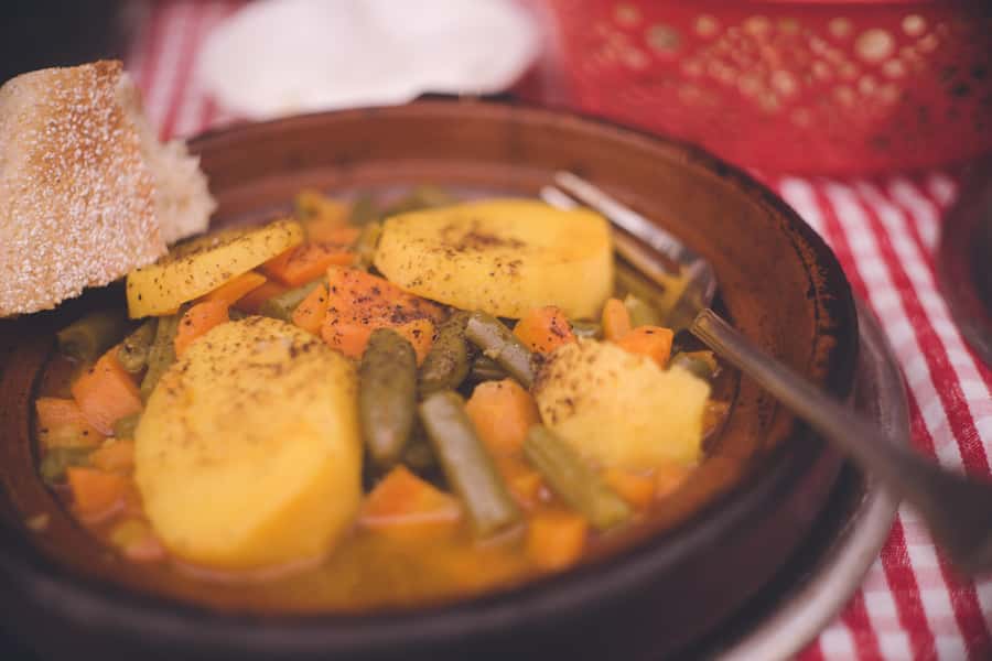 Essaouira: HOW TO BE A REAL MOROCCAN CHEF - Choosing a tagine before the chopping starts