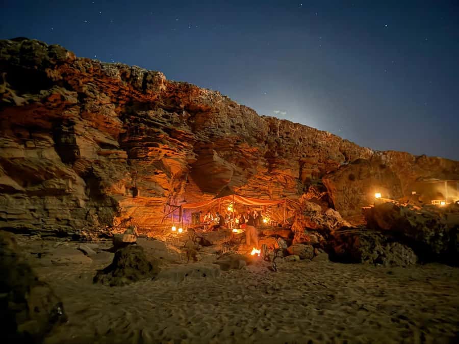 Essaouira Sandboarding & Sunset Picnic in a Berber tent - Sandboarding on Sidi Kaouki’s golden dunes