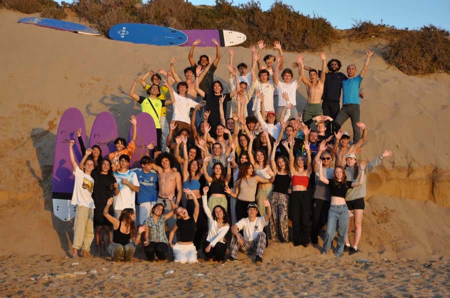 Essaouira Sandboarding & Sunset Picnic in a Berber tent - Mint tea and Moroccan cakes by the water