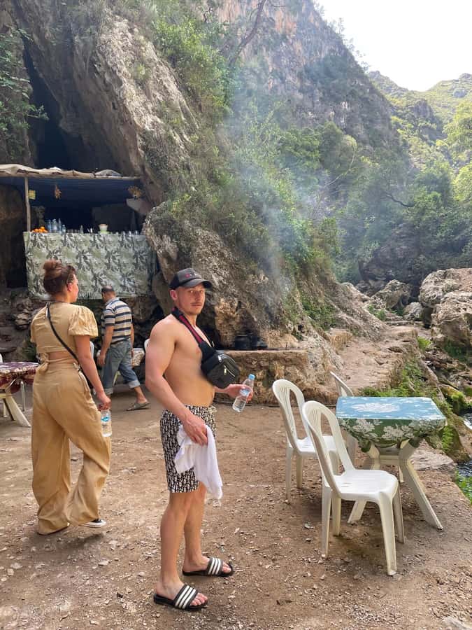 explore Akchour like a local - A pause for food and Moroccan hospitality
