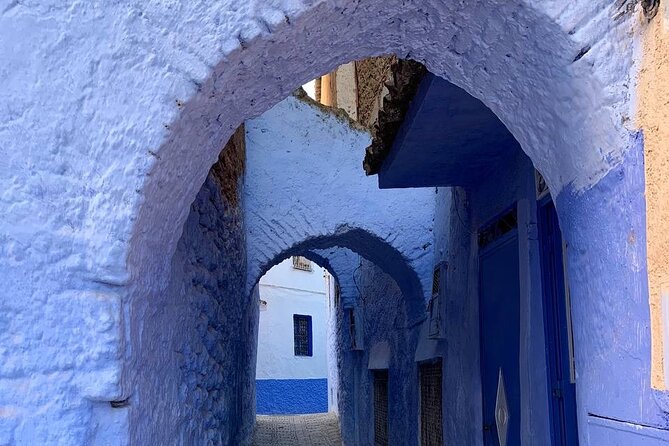 Explore chefchaouen like a local - Starting at the old city gate