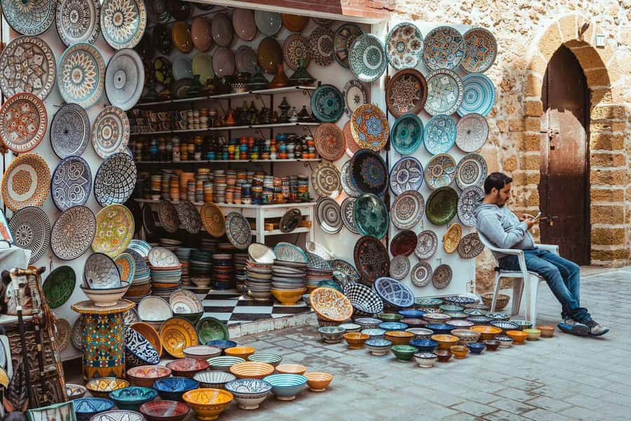 Explore Essaouira's Secrets: A Guided Tour with a Local! - Entering the medina, Essaouira’s main story