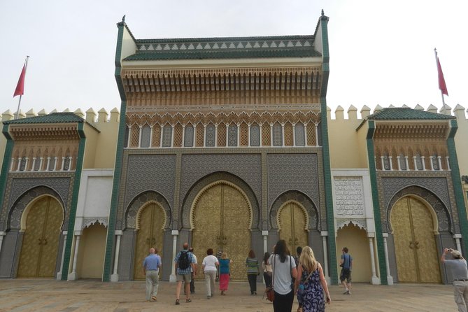 Fes Guided Sightseeing Tour with Luxury Car All Inclusive Tickets - Practical details that affect your day