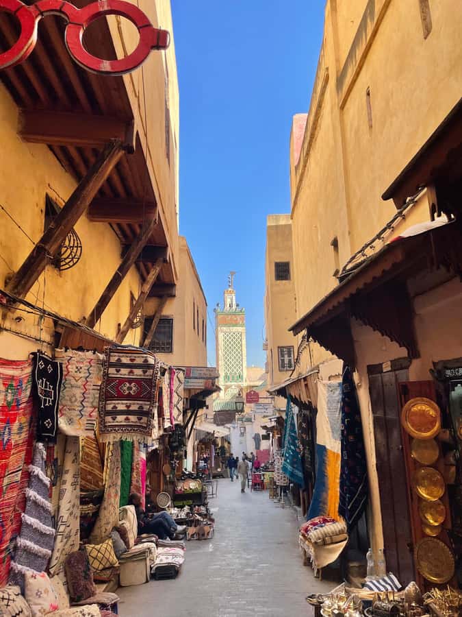 Fes: Medina Guided Tour with Local - Starting at Bab Boujloud and Talaa Kebira