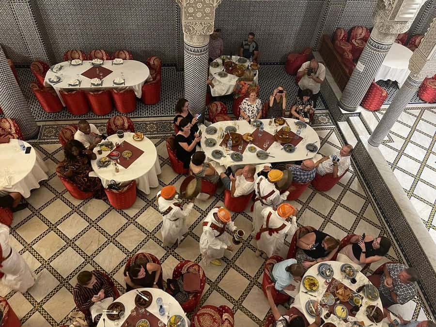 Fes : Unforgettable Dinner Show Experience with hotel pickup - Belly dancing, magic, fire, and women dancers