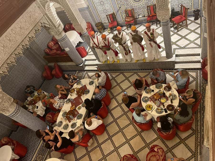 Fes : Unforgettable Dinner Show Experience with hotel pickup - Practical timing for your three-hour evening
