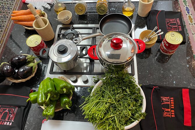 Fez Cooking Class at Palais bab sahra - Mint tea, biscuits, and the rooftop terrace