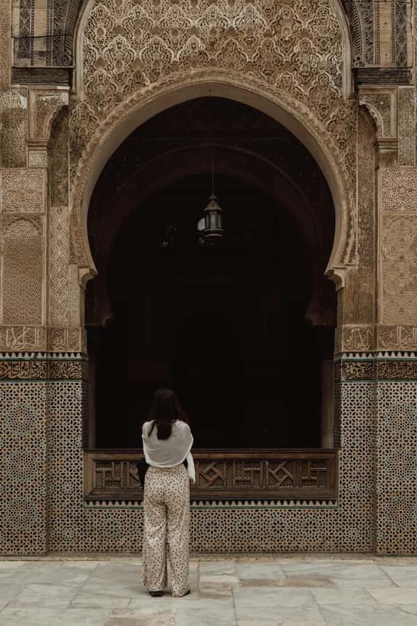 Fez: Guided Walking Tour of the Historic Medina - Moroccan lunch and the taste of the city