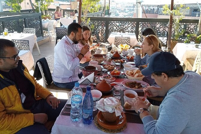 Fez medina and it's secrets : cultural tour (private) - Following the winding lanes into the old city