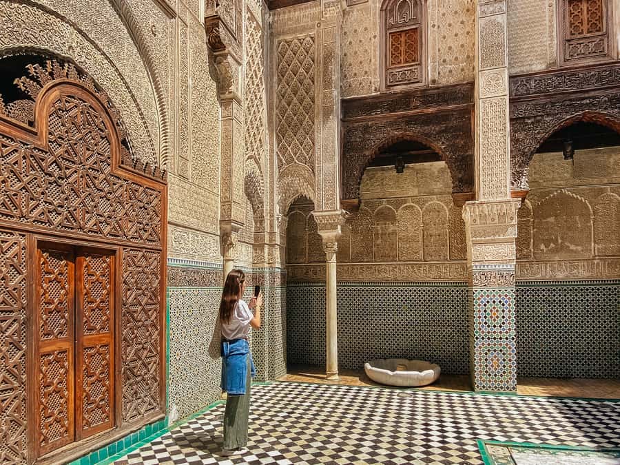 Fez Medina Guided Tour - Batha Palace, fountains, and the city’s quieter details