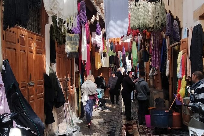 Fez Tour Medina Private Walking Tour With Local Guide - One hour inside the Fez medina