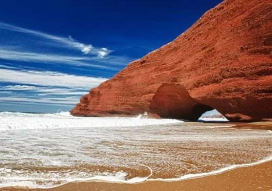 From Agadir: Legzira Beach & Tiznit Day Trip with Lunch - A short stop for Moroccan pottery