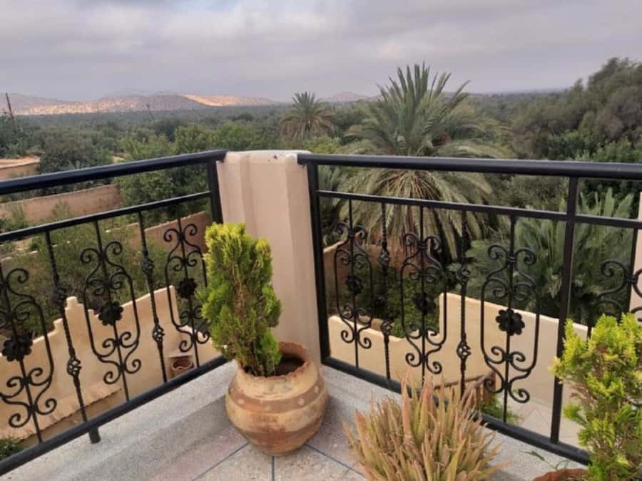 From Agadir: Taroudant & Tiout guided excursion - Walking Taroudant’s old medina in 82 minutes