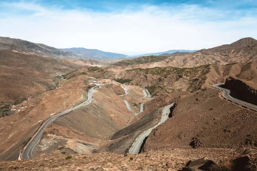 From Fes: 3-Day Sahara Desert Tour to Marrakech - Should you book this Fes to Marrakech desert tour?