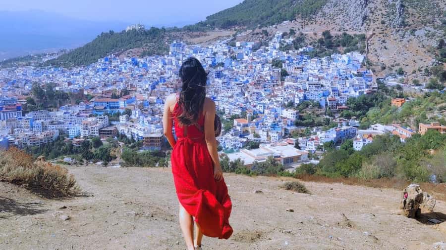 From Fez: Day Tour to the Blue Town of Chefchaouen - Arriving in the Blue City