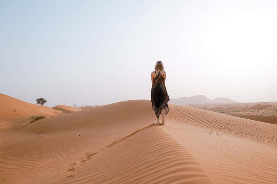 From Fez: Round-Trip Overnight Merzouga Desert Tour - Dinner, music, and the night sky
