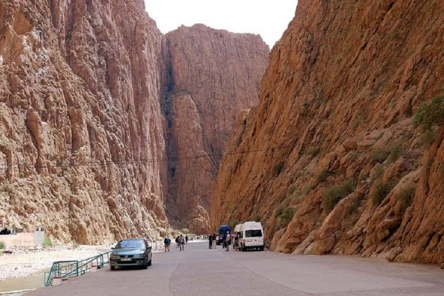 From Marrakech: 3-Day Desert Tour to Fes via Erg Chebbi - Sunrise, the Ziz Valley, and the final road to Fes