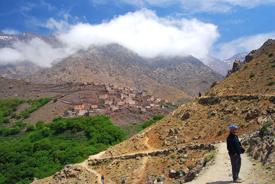 From Marrakech: Atlas Mountains 4-Day Hike with Hotels - Day three: Crossing into the red Azzaden Valley