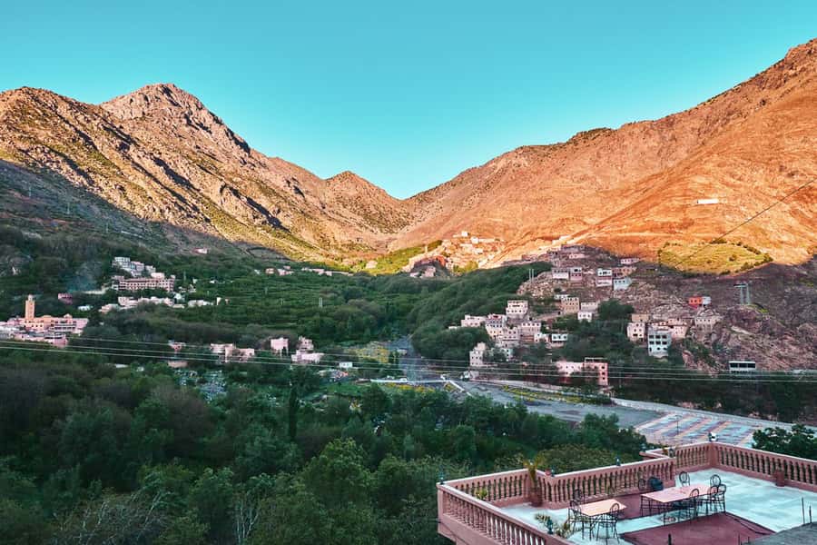From Marrakech: Atlas Mountains Full-Day Hiking Trip w Lunch - Lunch is welcome, but the clock matters