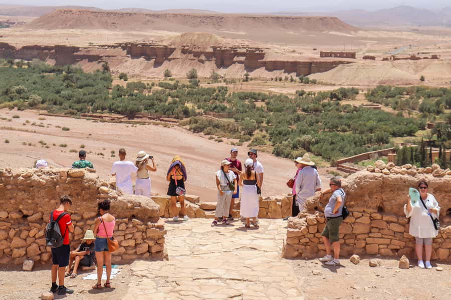 From Marrakech: Merzouga 3-Day Desert Safari with Food - Guides, vehicles, and the group experience