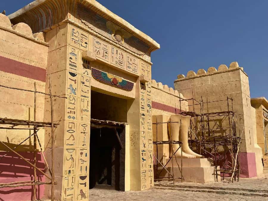From Marrakech: Ouarzazate, Ait Ben Haddou & Atlas Studios - Lunch, extra fees, and the real cost