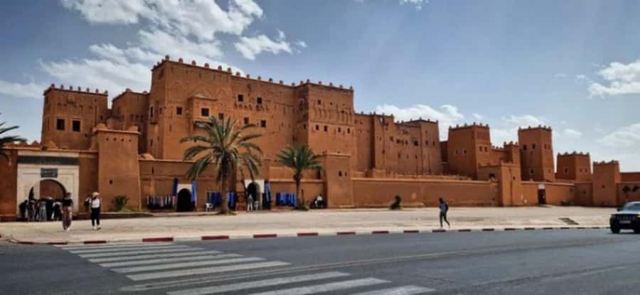 From Marrakech: Ouarzazate & Ait Benhaddou Guided Day Trip - Ouarzazate and the film connection