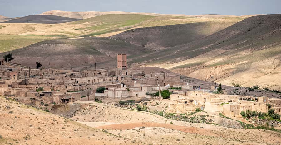 From Marrakech: Premium Agafay Desert Half-Day Quad Biking - What the premium price gives you