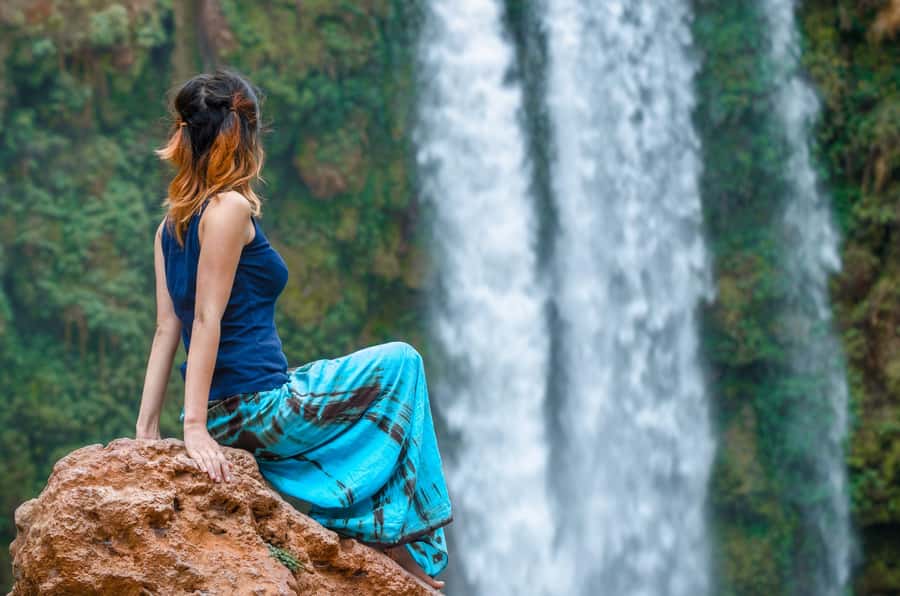 From Marrakech: Private Ouzoud Falls & Boat Ride Day Trip - Lunch overlooking the falls, with an important price note
