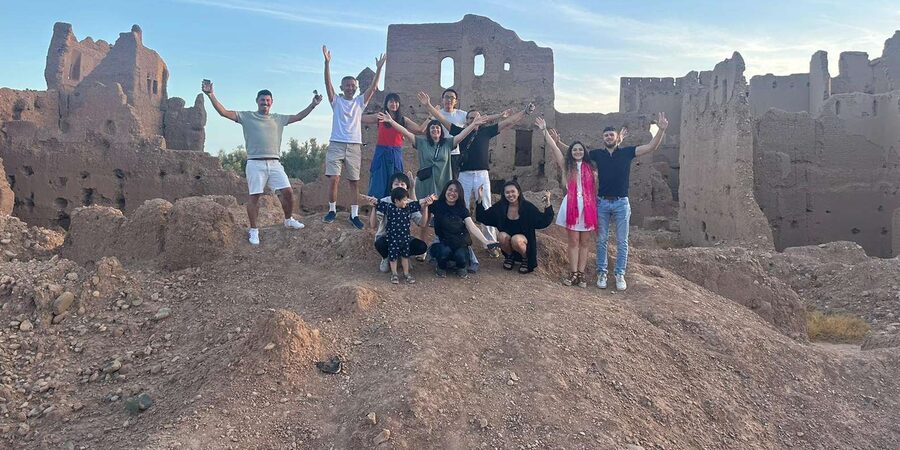 From Marrakech to Fes 4-Day Merzouga Sahara Desert Adventure - Guides, comfort, and the practical feel