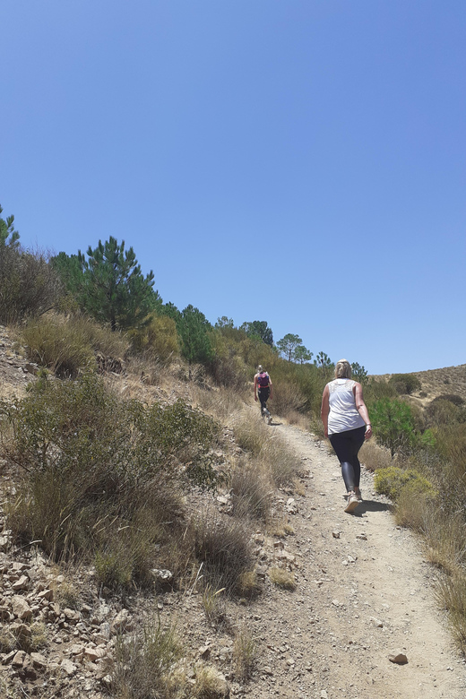 From Marrakech: Trek to Atlas Mountains, Full-Day Trip Lunch - What to pack for a mountain day