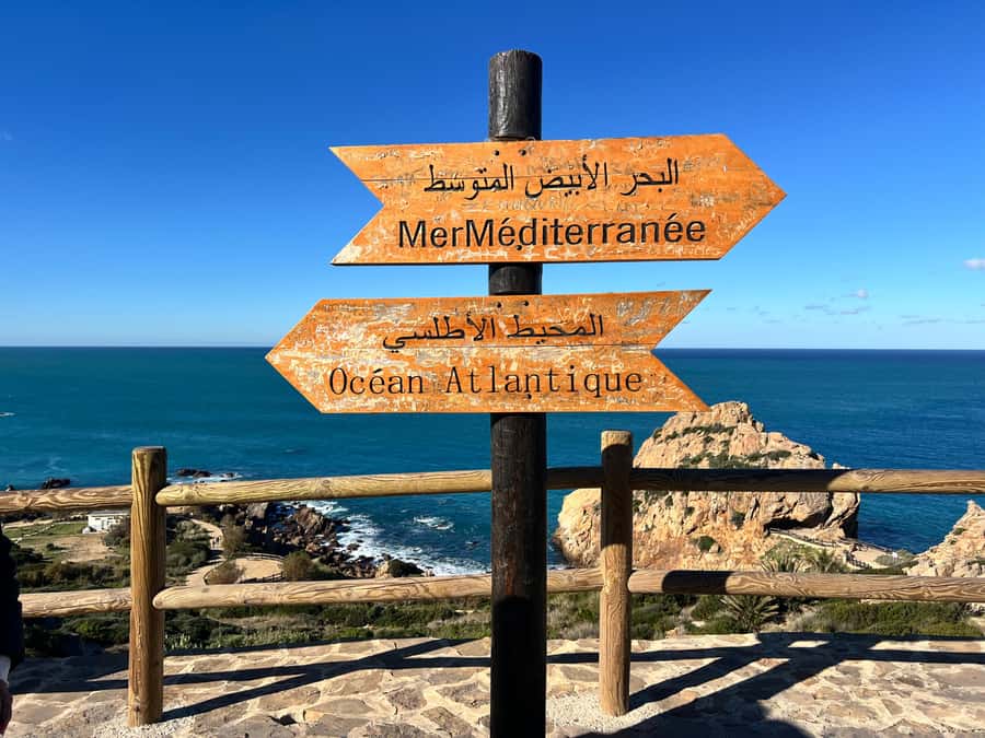 From Tarifa: Tangier Day Trip with Lunch and Ferry - Cabo Spartel and the meeting of two seas