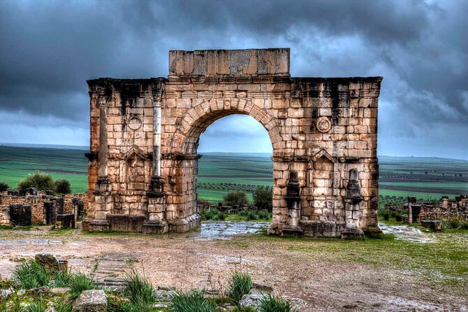 Full-day Historical Meknes Volubilis and Moulay Idriss Tour - Meknes: imperial gates, squares, and a mixed finish