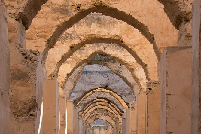 Full-Day Historical Tour to Meknes Volubilis and Moulay Idriss - What the small vehicle changes