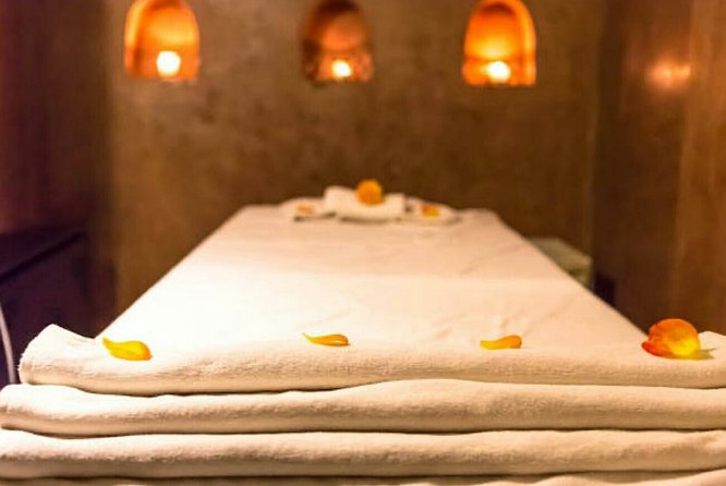 Go Rolaxe Go Massage and Spa with argan oil ® - What the private format means for you