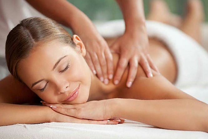 Go Rolaxe Go Massage and Spa with argan oil ® - Who will enjoy this experience most?