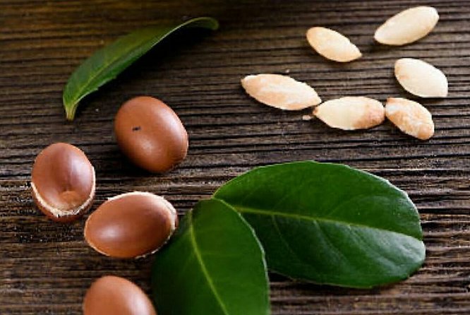 Go Rolaxe Go Massage and Spa with argan oil ® - Steam first, then the Moroccan scrub