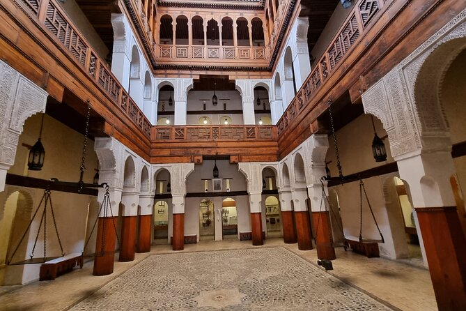 Half-Day Private Guided Walking Tour Of Fez Medina - What the guides add to the experience