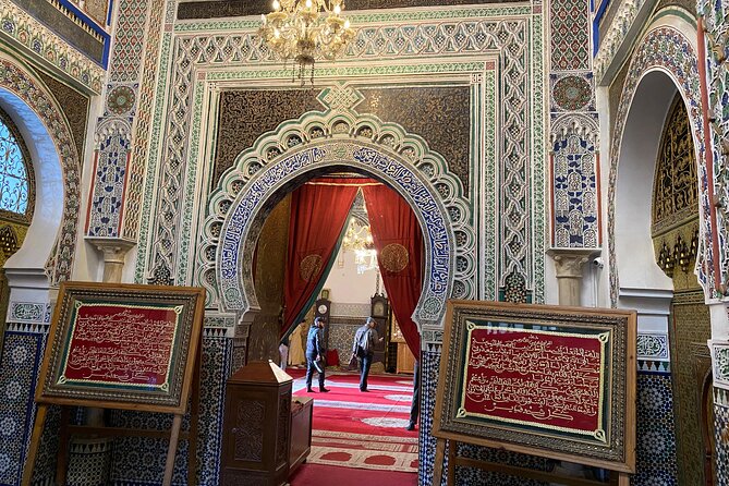 Half-Day Private Guided Walking Tour of the Old Medina of Fez - Two hours inside the Medina reveal the working city