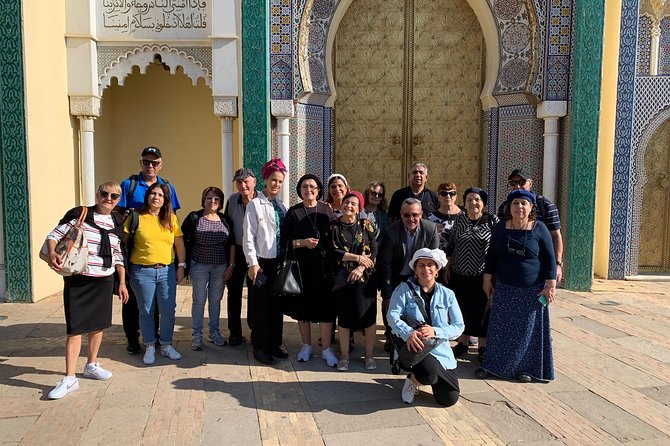 History and culture with Fes Medina private tour guide - Choosing a history, food, shopping, or photography focus