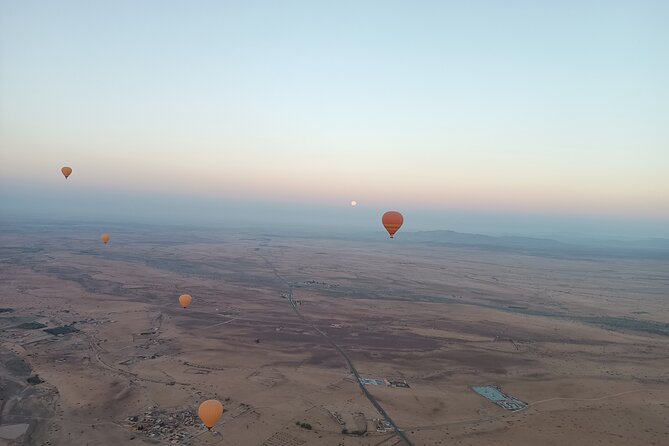 Hot air balloon flight to Marrakech in a small group. Breakfast - Why the sunrise flight is worth the early alarm