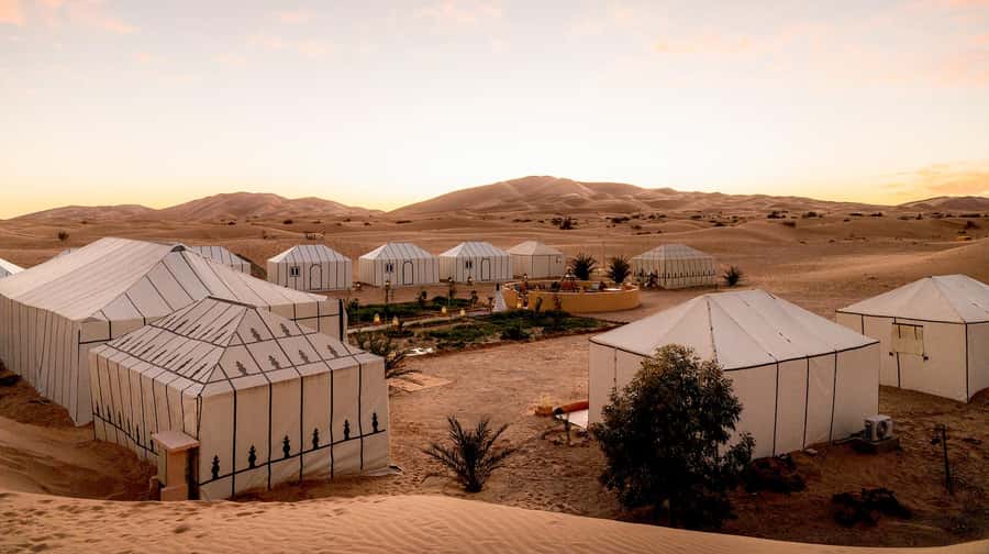 Marrakech: 3-Day Luxurious Desert Tour to Fes via Merzouga. - Day two: Todra Gorge and the golden dunes of Merzouga