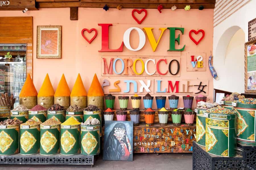 Marrakech: 3-Hour Monuments, Souks & Old Medina Walking Tour - Bahia Palace and stories of power