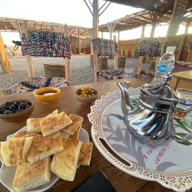 Marrakech: 3H Traditional Hammam, Massage & Hotel Transfer - Mint tea, water, chocolate, and a quiet finish