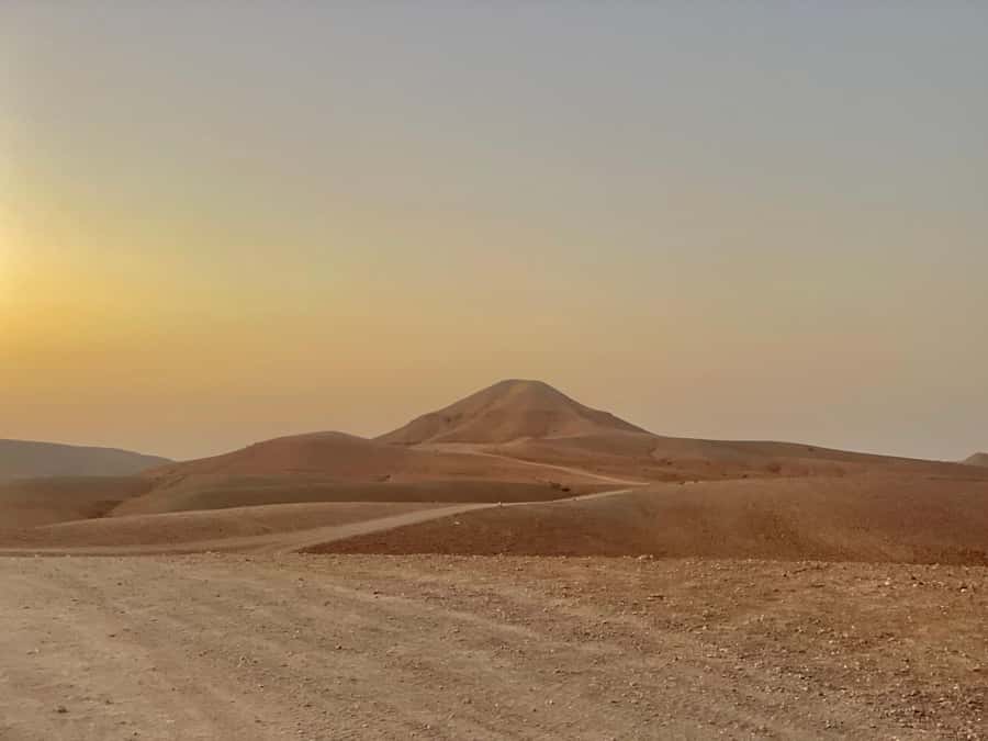 Marrakech: Agafay Desert Dinner, Camel Ride, & Show - Dinner beneath the desert sky