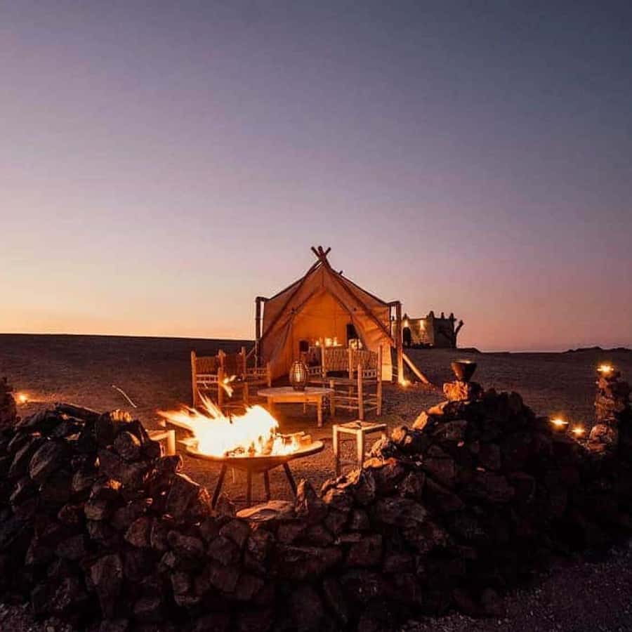 Marrakech: Agafay Desert Dinner with Music and Fire Show - Keep your expectations realistic about the fire show