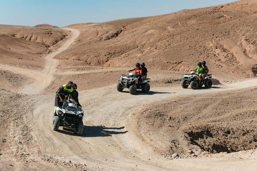 Marrakech: Agafay Desert Pool, Dinner & Live Show Experience - Who will enjoy this evening most