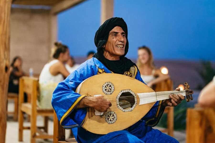 Marrakech: Agafay Desert Pool, Dinner & Live Show Experience - Practical advice for a smoother night