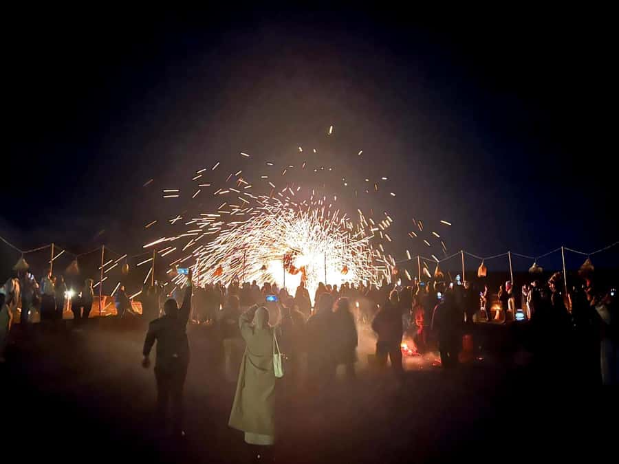 Marrakech: Agafay Desert Quad Biking & Dinner Show - Sunset over the rocky hills